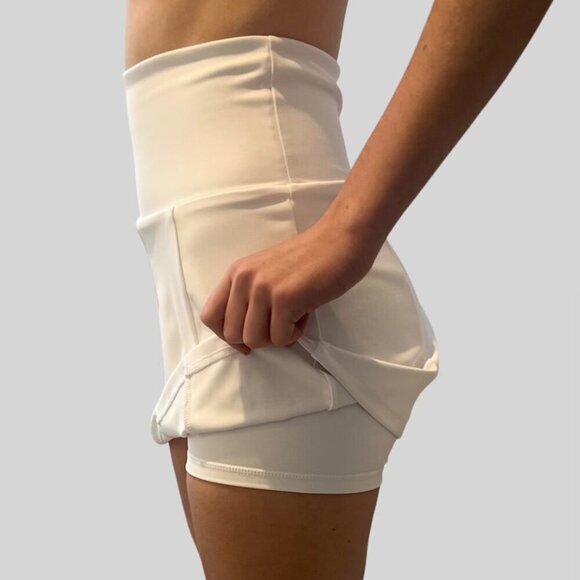 NWT Pickleball Athletic Skirt with attached Liners Size XS - Picture 3 of 4